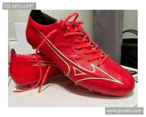 足球明星们的脚下之选盘点 球场上的鞋履如何影响比赛表现